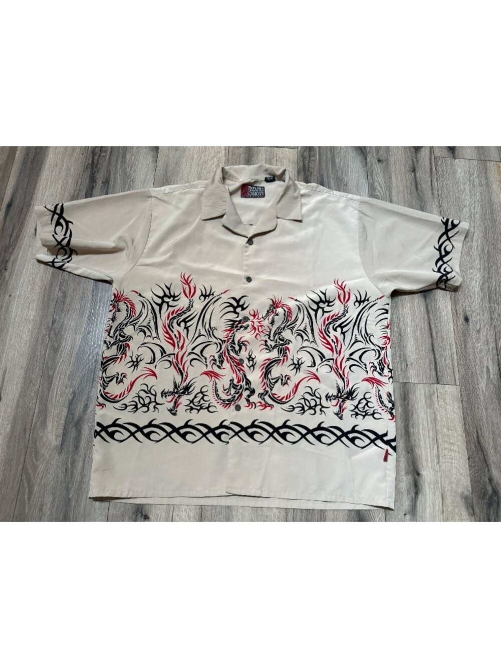 Pineapple Connection XL Dragon Print Beige Short Sleeve Button-Up Shirt